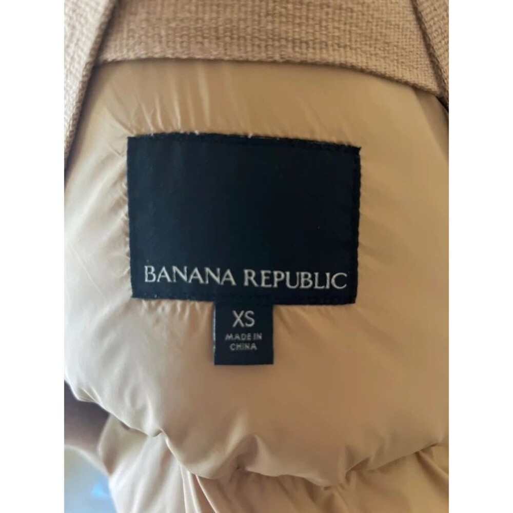Banana Republic Alps Oversized Tan Puffer Jacket. Size XS. - Picture 9 of 9